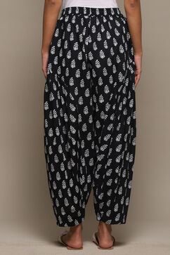 Black & White Cotton Printed Relaxed Salwar image number 4