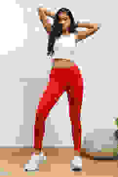 Red Cotton Blend Solid Leggings image number 0