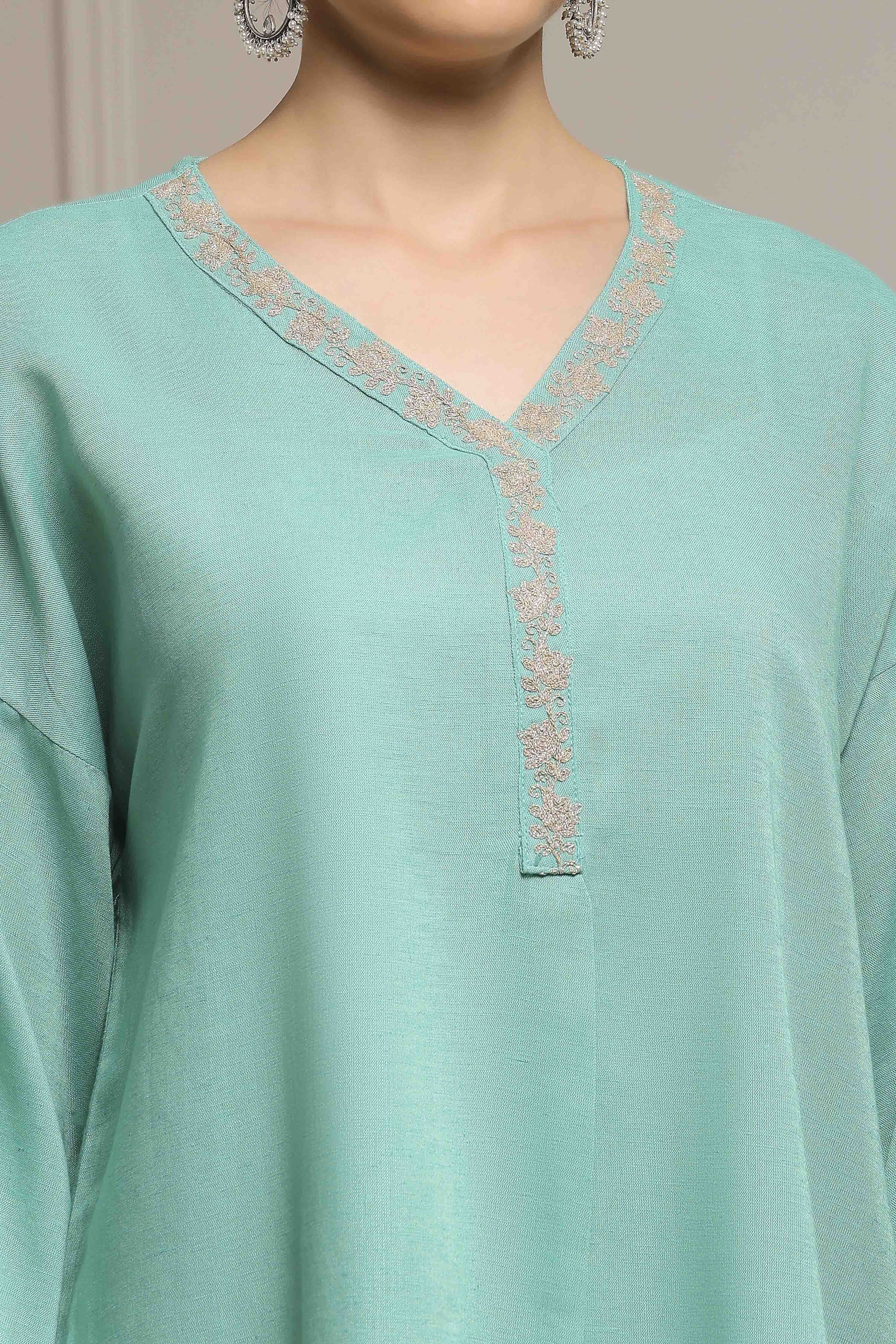 Sea Green Solid Straight Suit Set image number 1