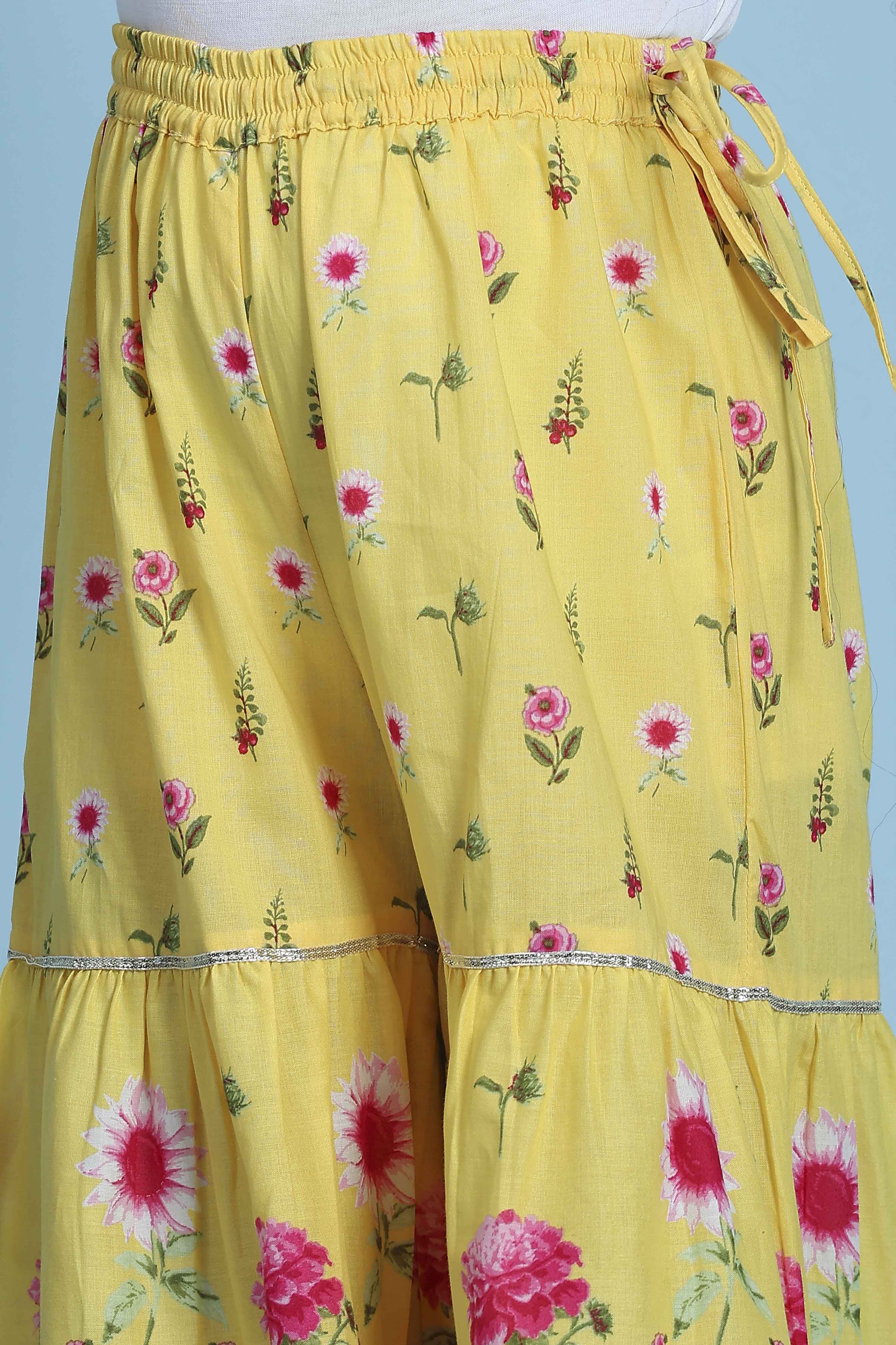 Yellow Cotton Printed Peplum Suit Set image number 2
