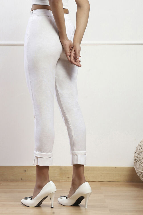 Black Cotton Blend Solid Pant image number 5