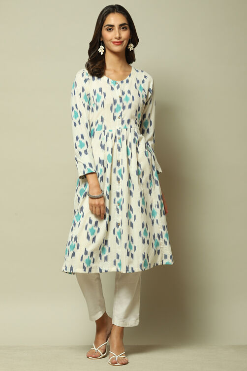 Off White & Blue Cotton IKAT Flared Yarndyed Kurta image number 5