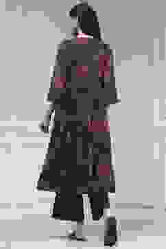 Charcoal Black Printed Gathered Suit Set image number 4