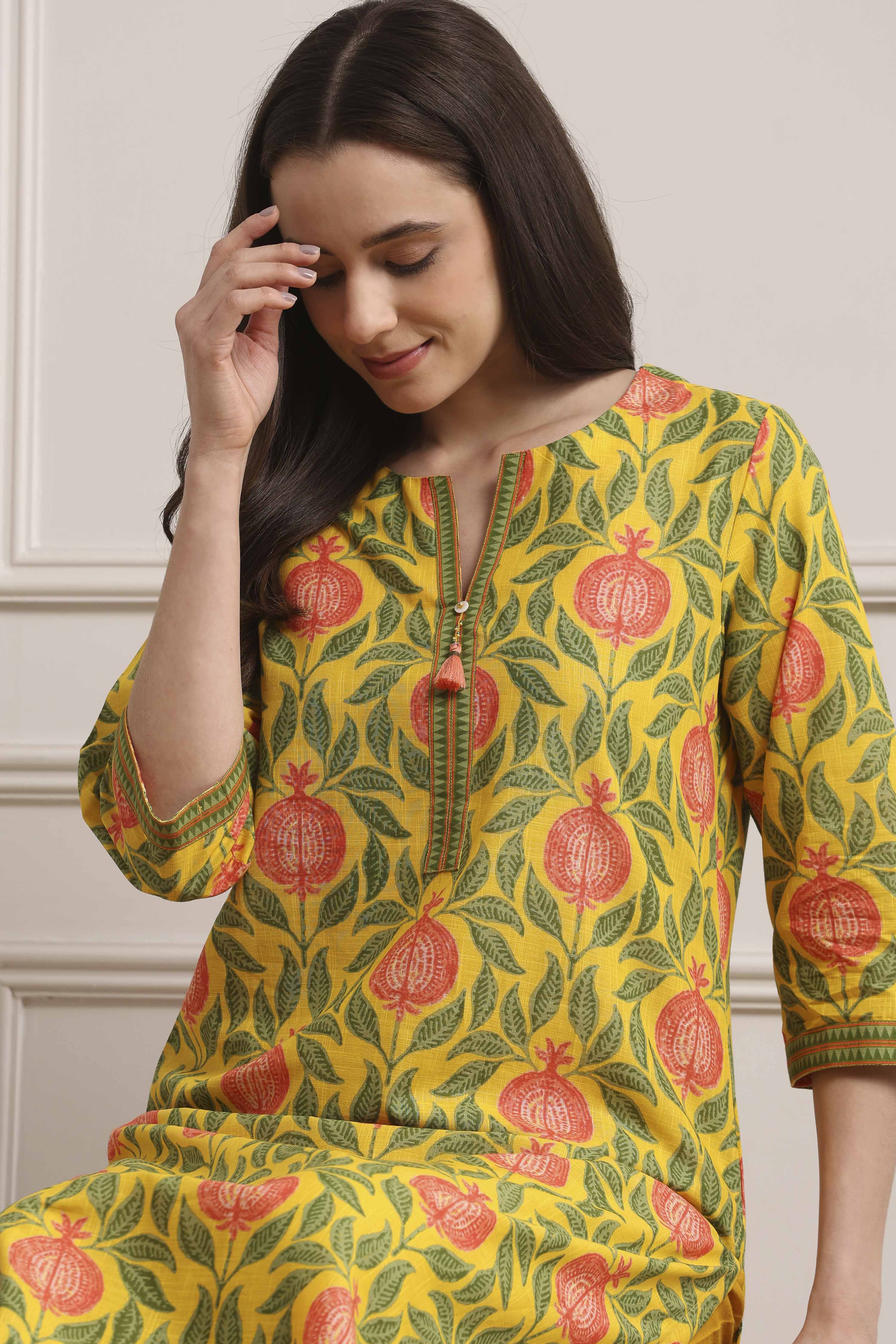 Yellow Cotton Printed Straight Kurta image number 5