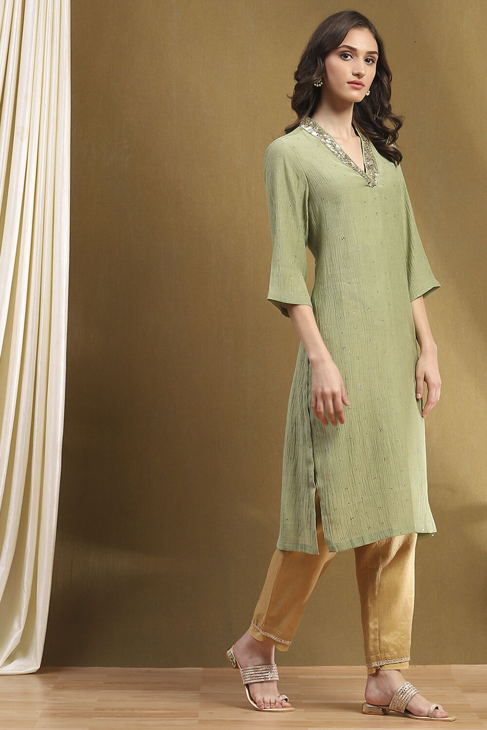 Mauve Crinkled Festive Straight Kurta image number 4