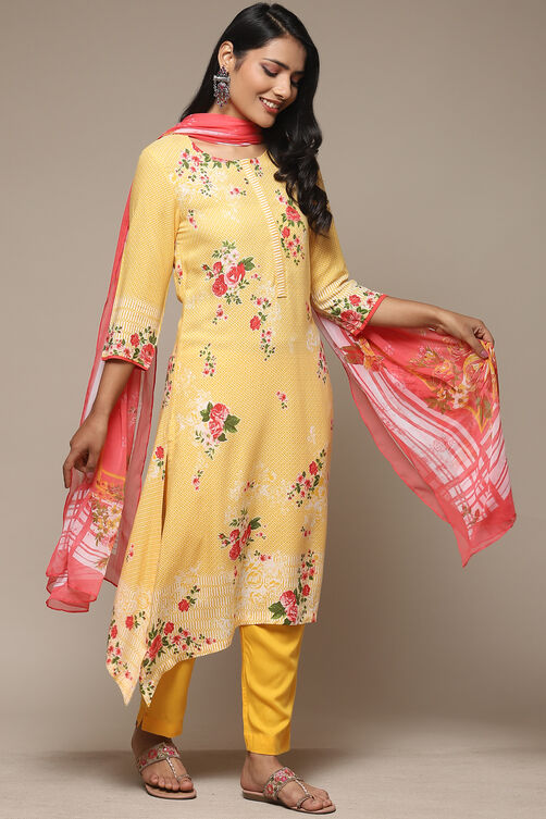 Yellow Viscose A-Line Kurta Pants Suit Set image number 0