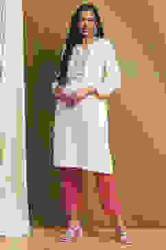 Cream-Colored Acrylic Winter wear Straight Kurta image number 5