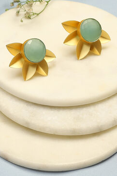 Light Green Earrings image number 0