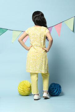 Lemon Yellow Cotton A-Line Kurta Regular Pants 2 Piece Set image number 4