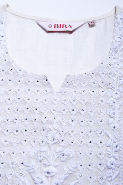 Off White Art Silk Cotton Chikankari Embroidered Kurta image number 1