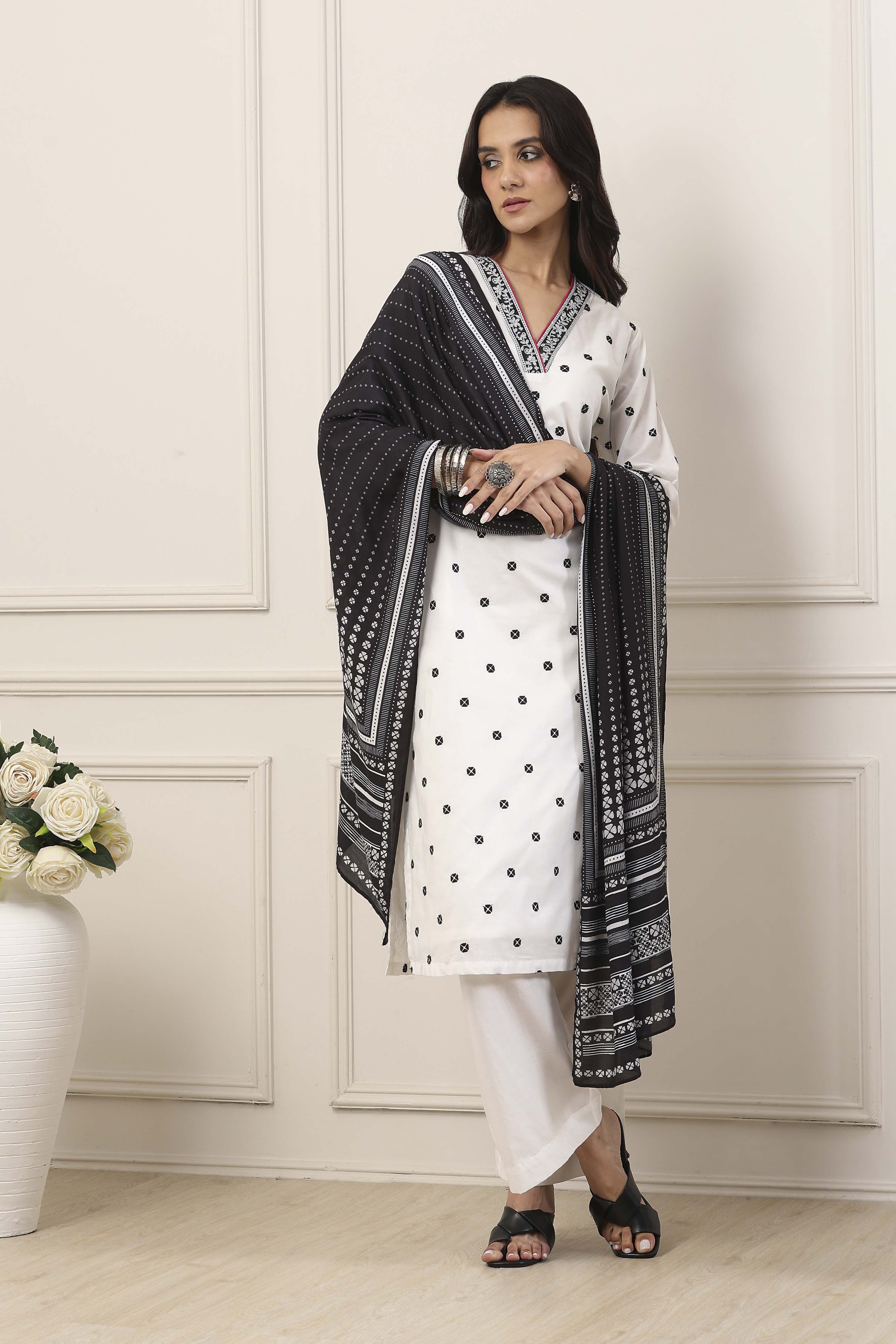 White & Black Cotton Floral Embroidered Straight Suit Set image number 0