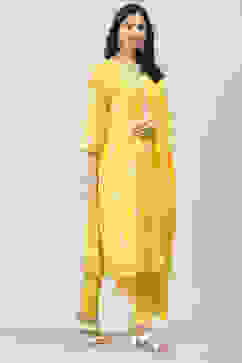 Yellow Straight Kurta Churidar Suit Set image number 6