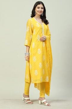 Yellow Straight Kurta Churidar Suit Set image number 6