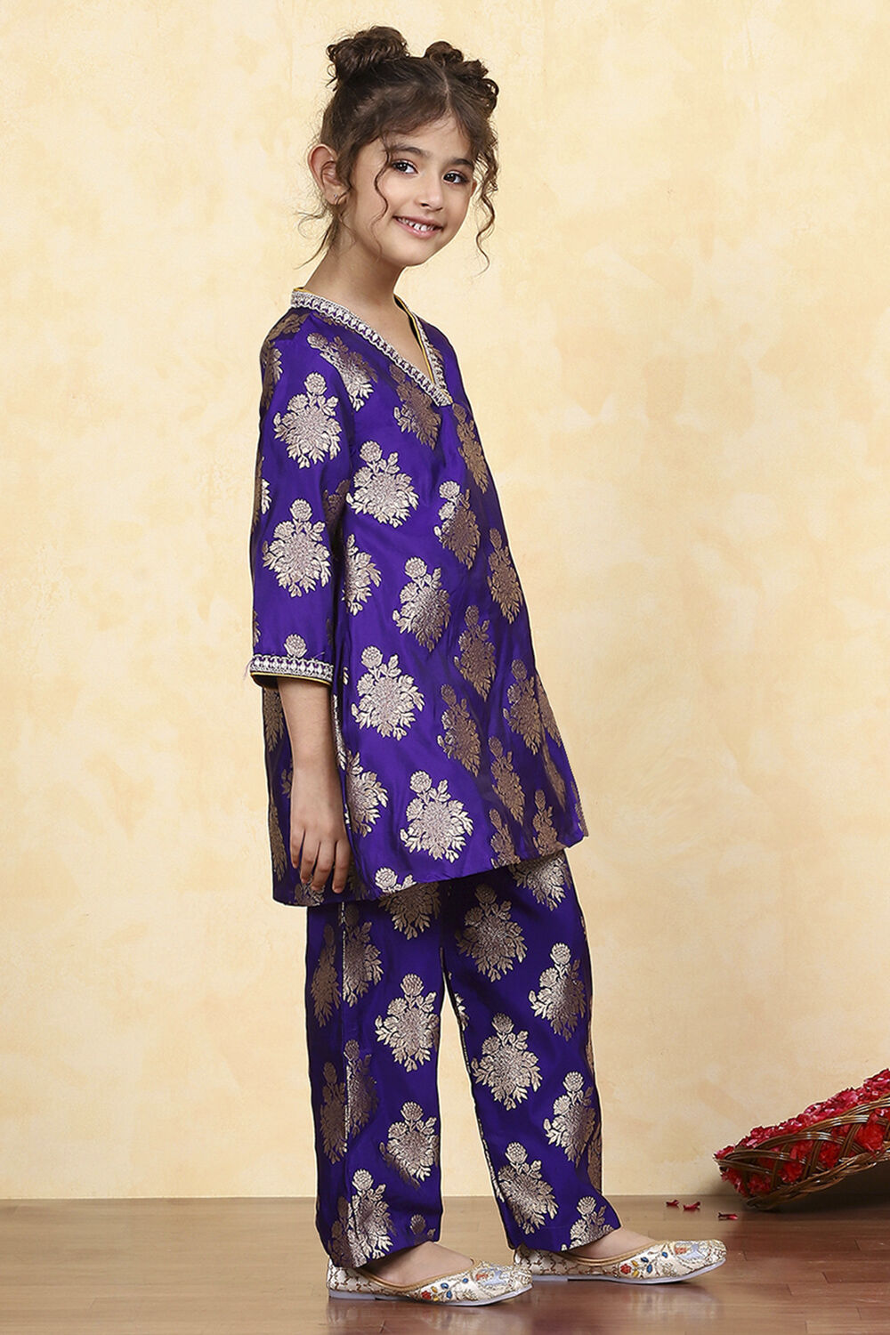 Purple Polyester Textured Flared Kurta Pants Set image number 5