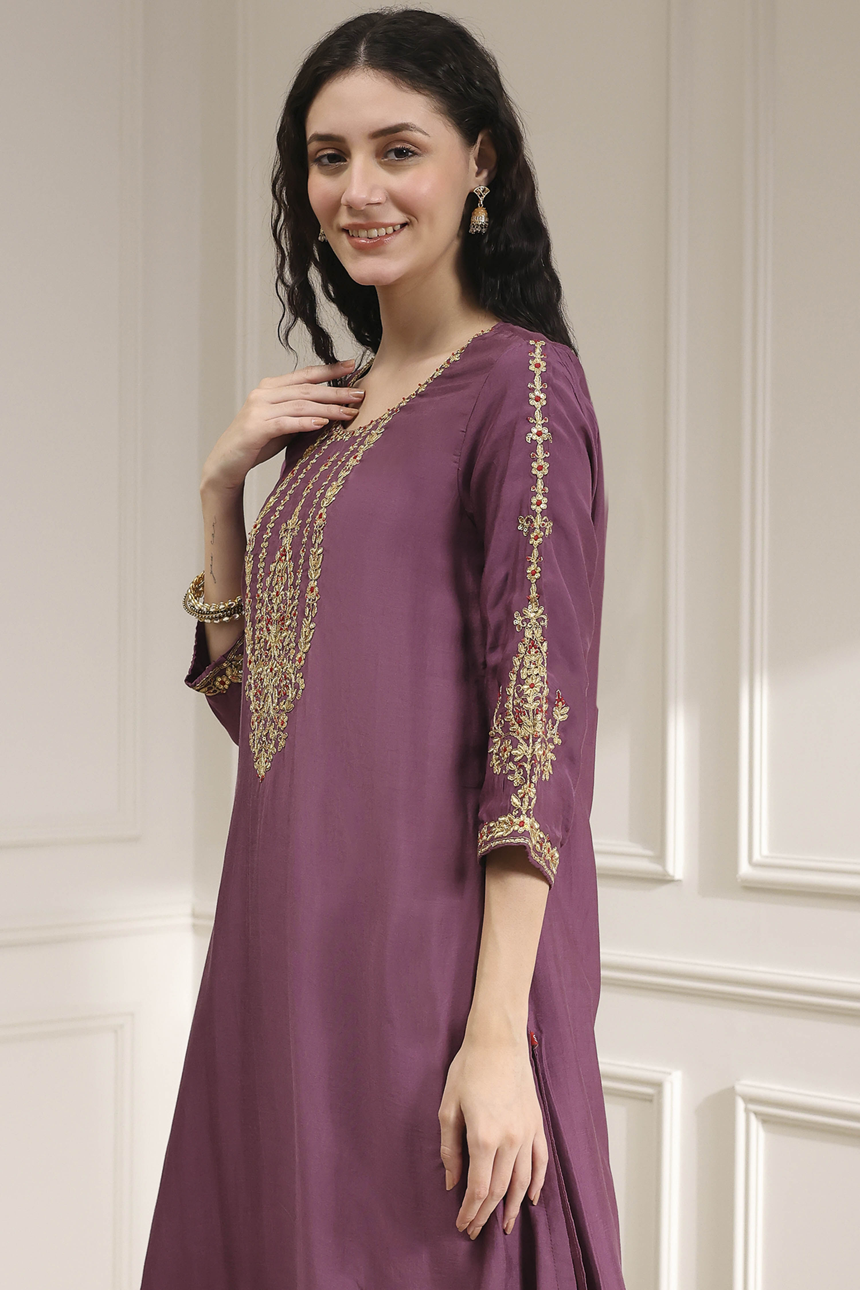 Old Rose Solid Straight Suit Set image number 1