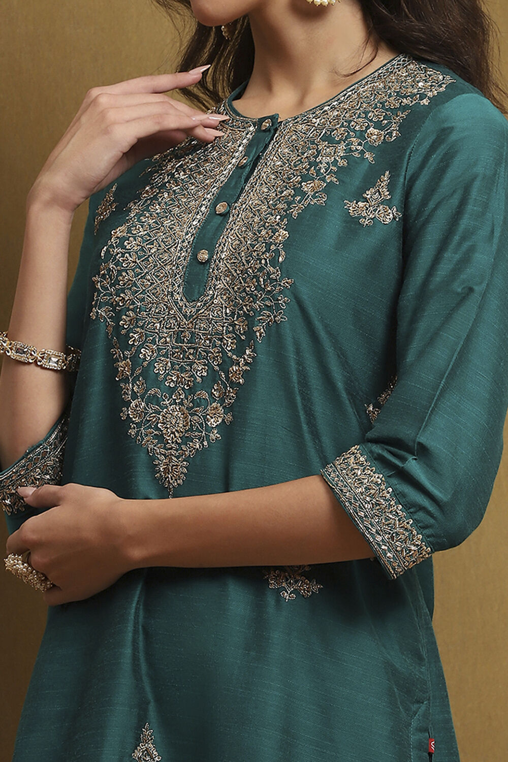 Off-White Embellished Festive Straight Suit Set image number 1