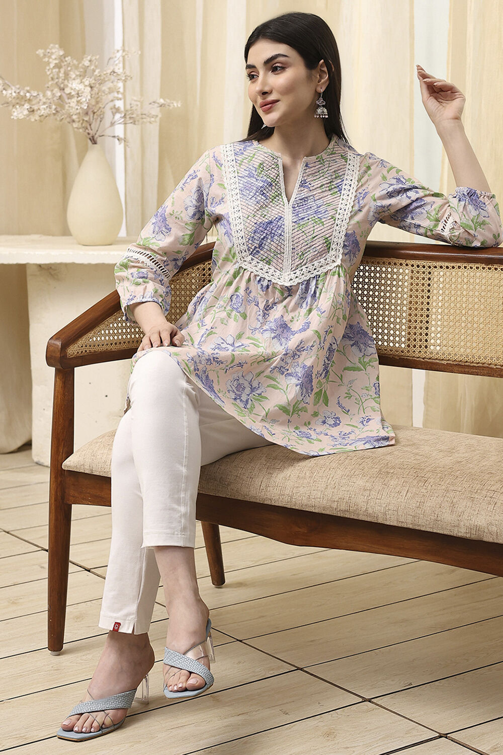 Earthy Blue Cotton Floral Flared Short Kurta image number 5