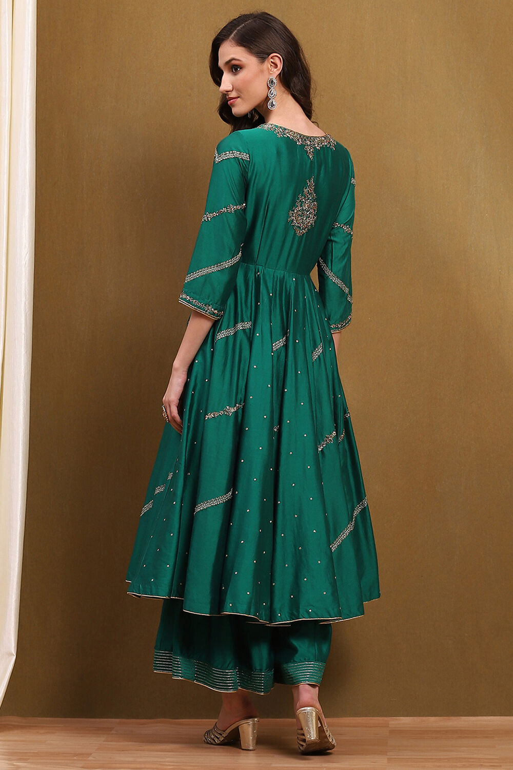 Green Embroidered Angrakha Festive Anarkali Suit Set image number 4