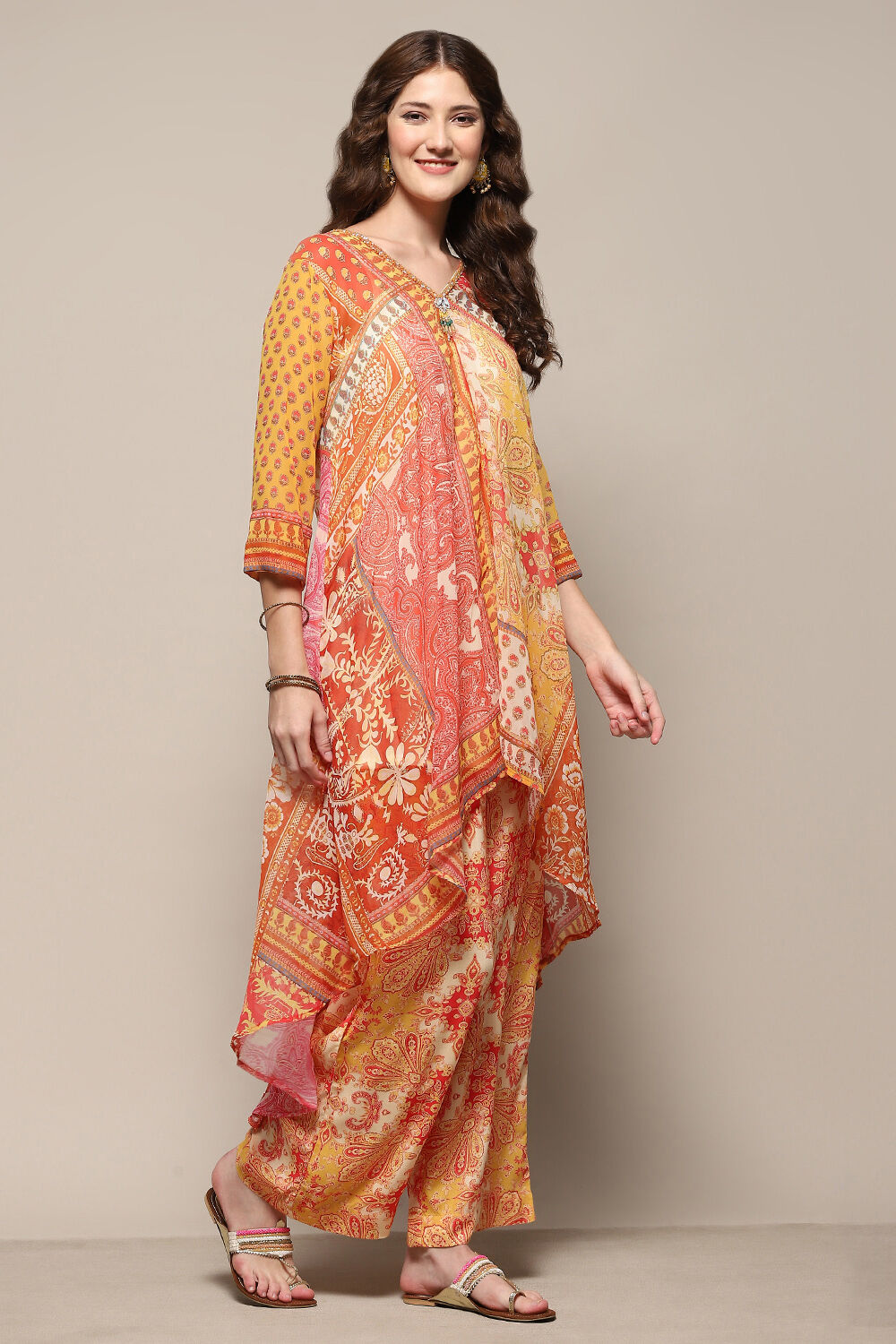 Yellow Printed Asymmetric Kurta & Palazzo Suit Set image number 5