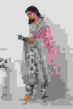 Grey-Red Cotton Anarkali Printed Suit Set image number 3