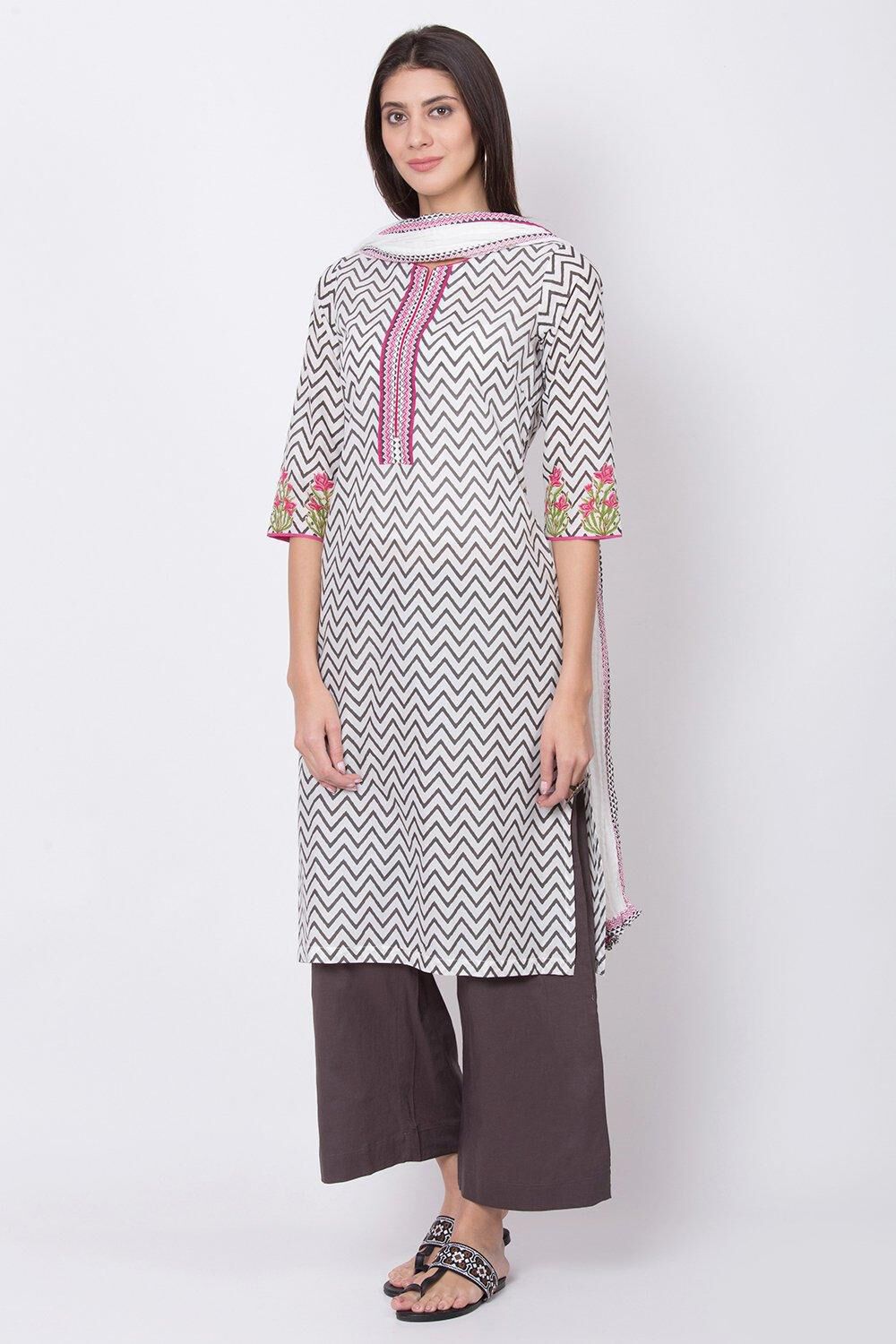Off White Straight Kurta Palazzo Suit Set image number 3