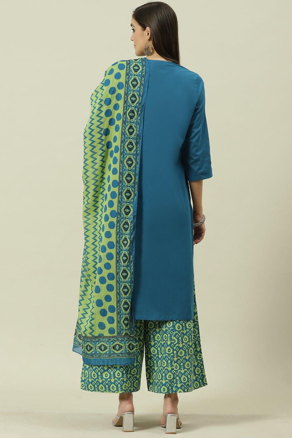 Red Cotton Solid Straight Suit Set image number 4