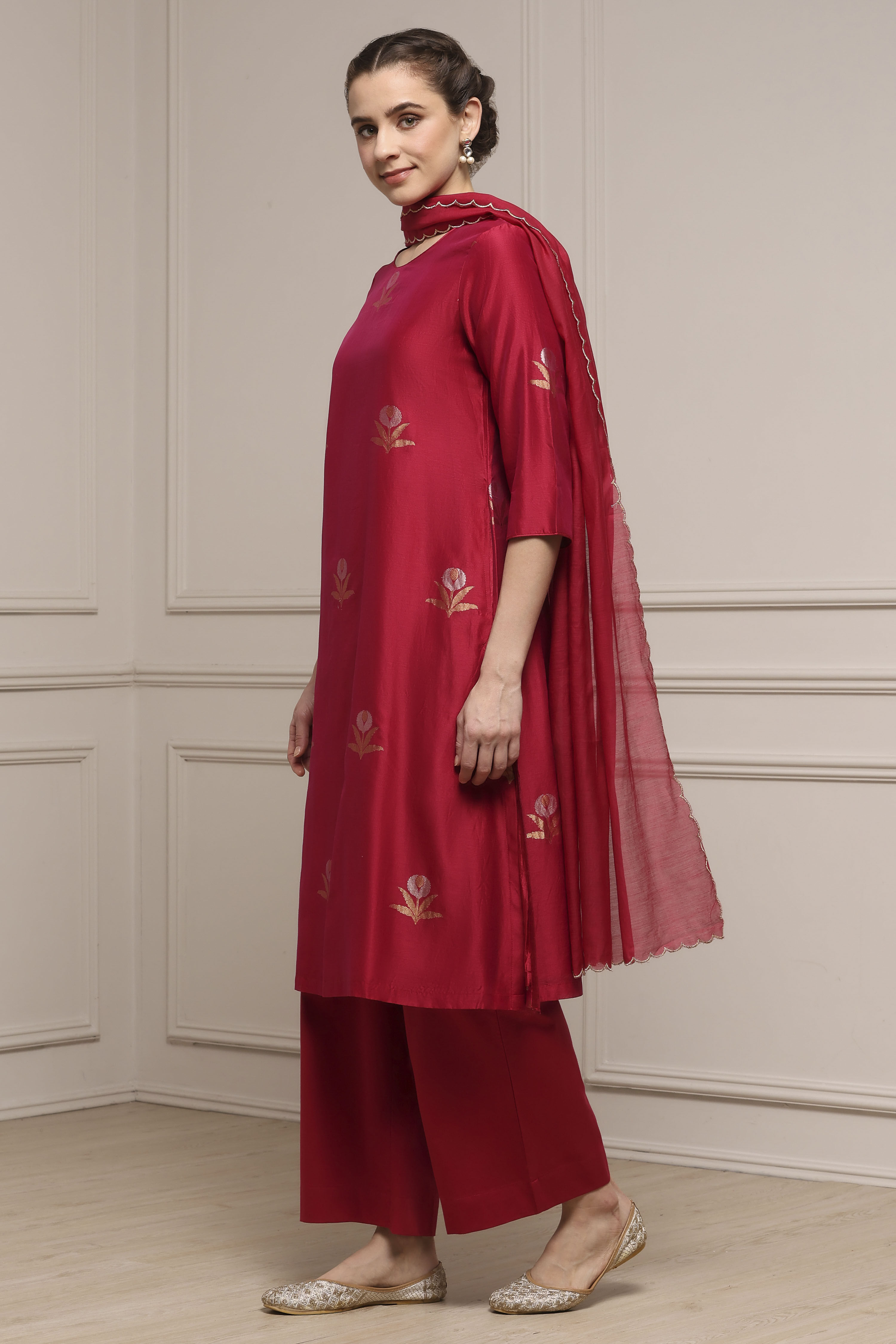 Red Chanderi Printed Straight Suit Set image number 3