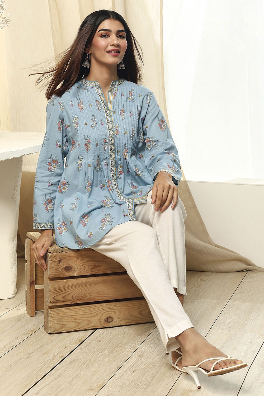Dull Blue Floral Cotton Shirt-Style Short Kurta image number 0