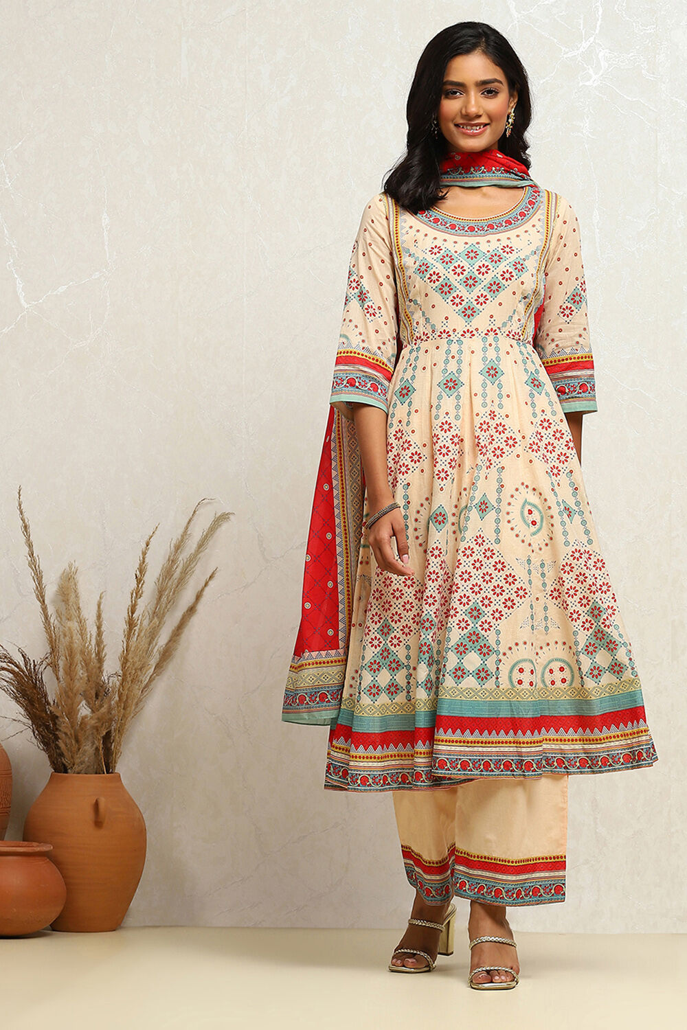 Ecru Cotton Geometric Printed Anarkali Suit Set image number 6