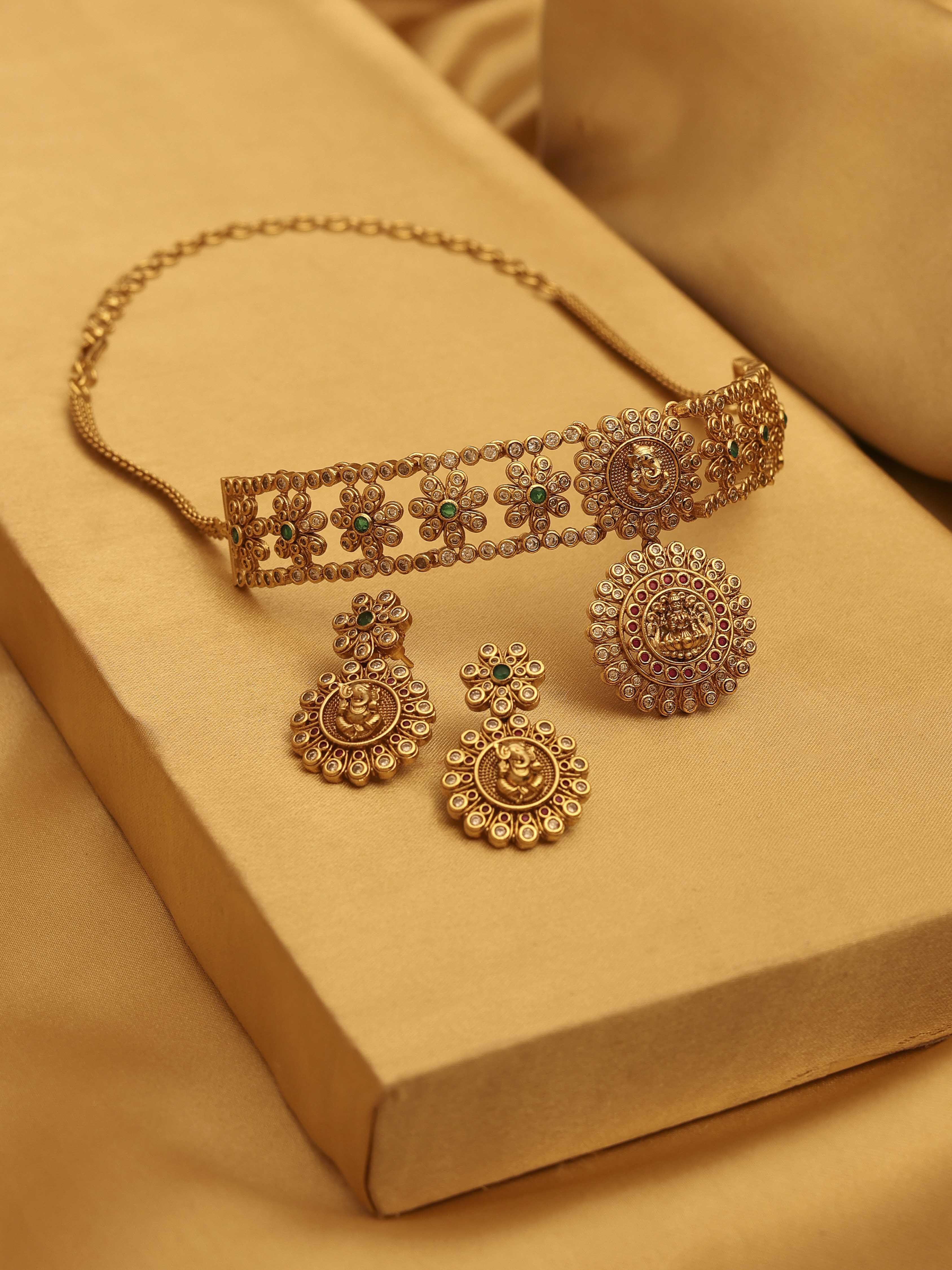 Gold Plated Brass Choker Necklace Set image number 0
