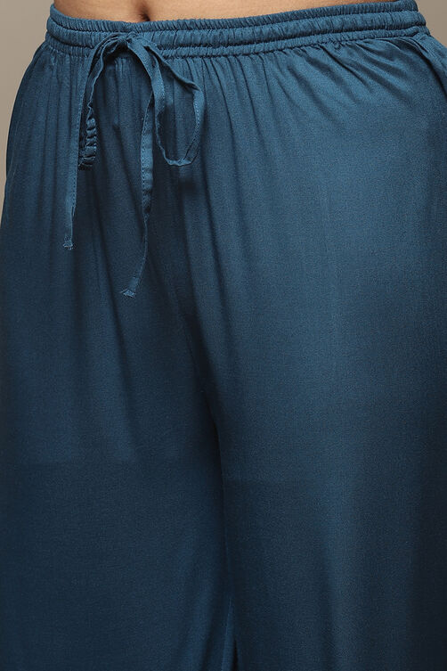 Maroon Rayon Straight Kurta Pants Suit Set image number 2