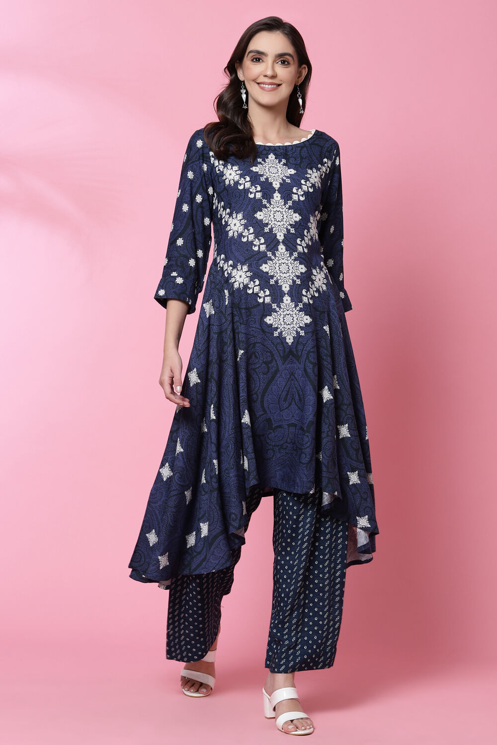 Indigo LIVA Asymmetric Kurta image number 0