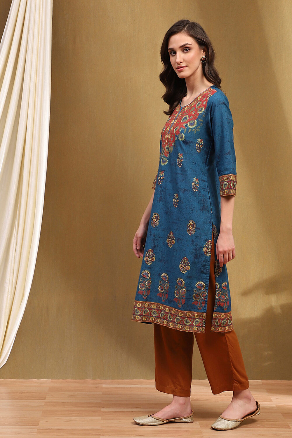 Red Cotton Printed Straight Kurta image number 3