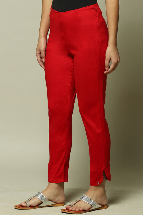 Red Viscose Lycra Solid Pants image number 3