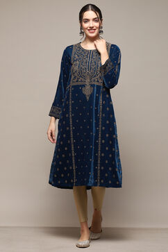 Teal Poly Velvet Straight Printed Kurta image number 5