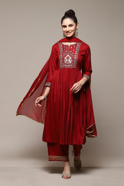 Green & Maroon Rayon Gathered Kurta Palazzo Suit Set image number 7