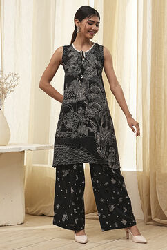 Black Printed Asymmetric Kurta Set image number 6