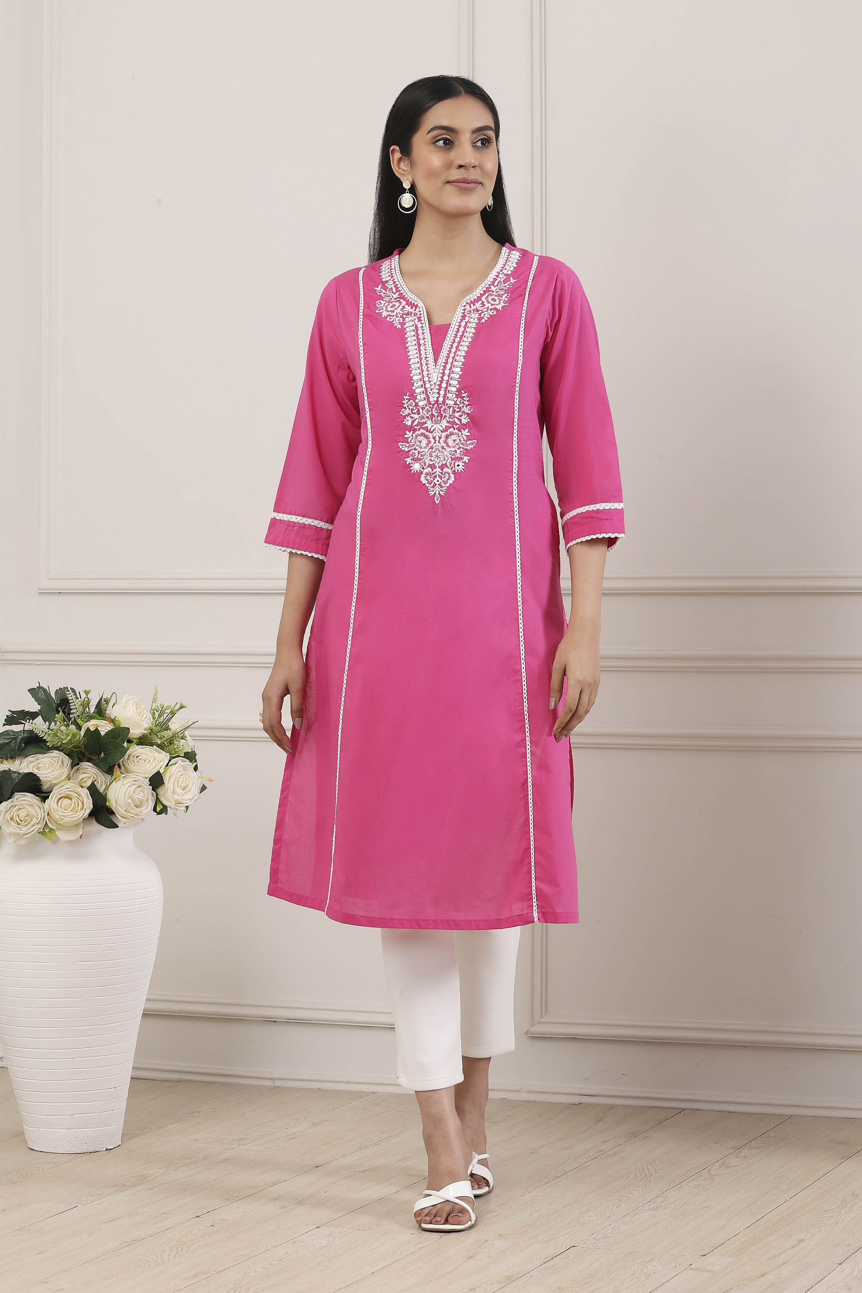 Pink Cotton Straight Kurta image number 5