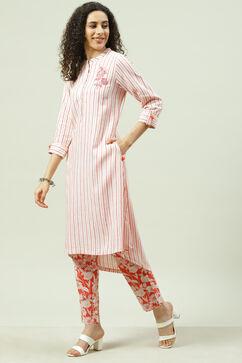 White and Red Straight Kurta Slim Pants Suit Set image number 2