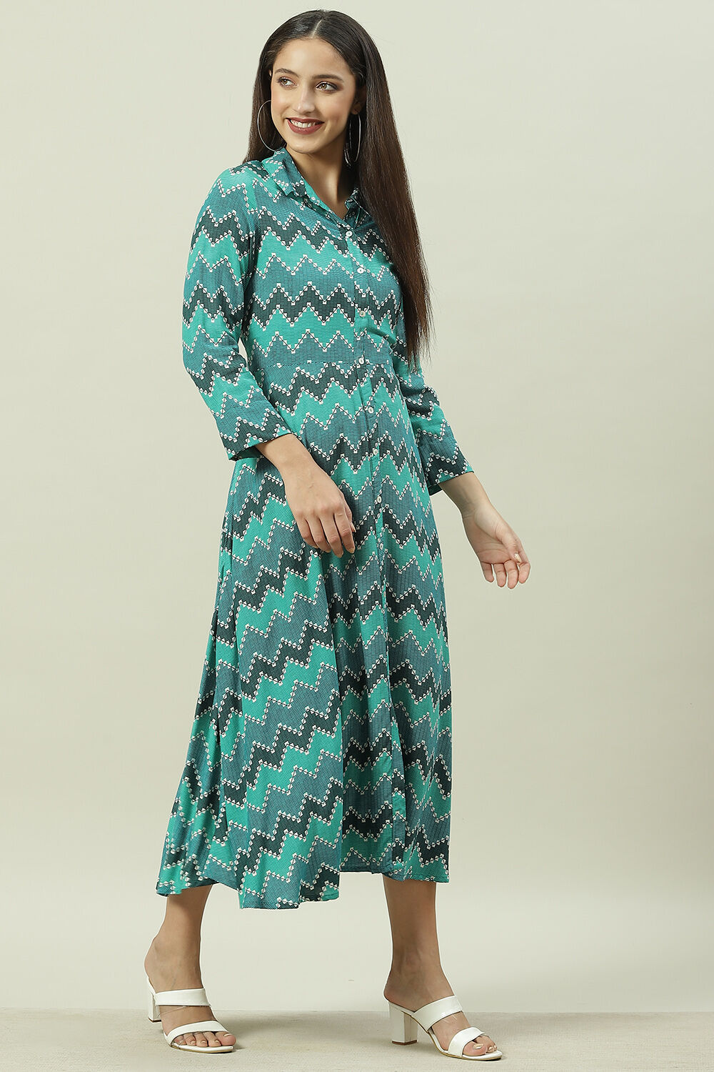 Turquoise Chevron Block Printed Shirt-Style Flared Dress image number 2