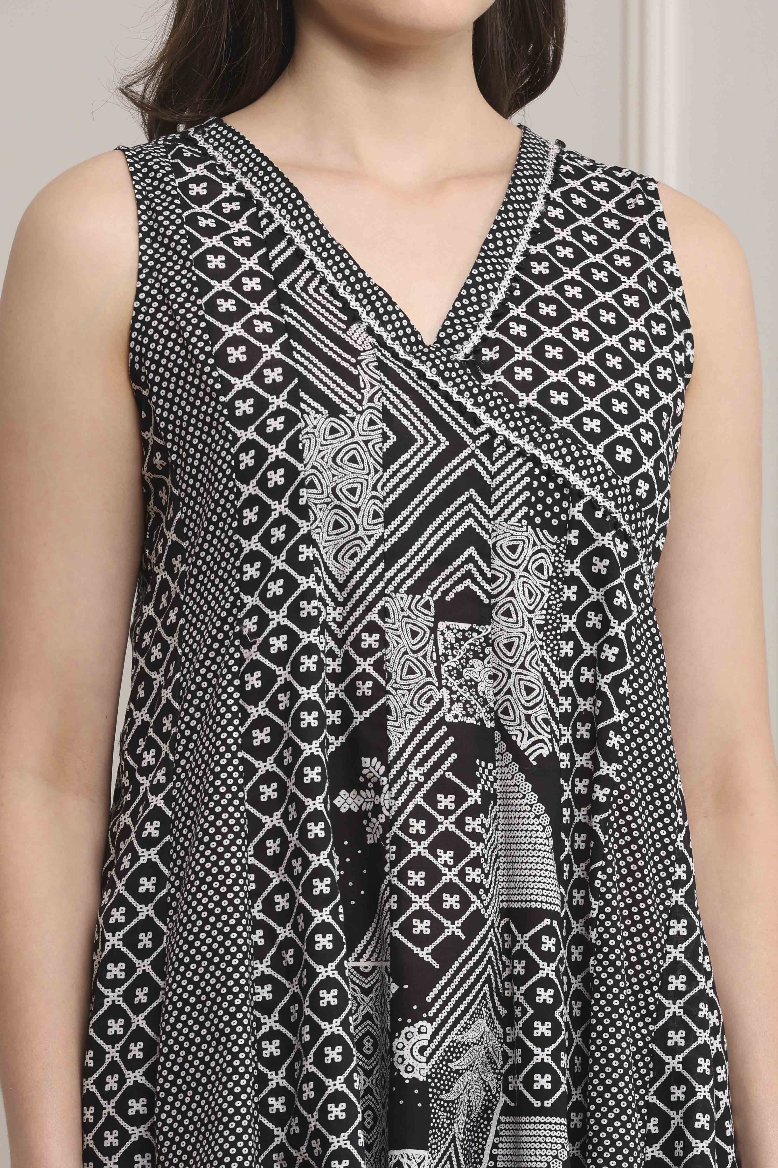 Black Cotton Printed Anarkali Suit Set image number 1