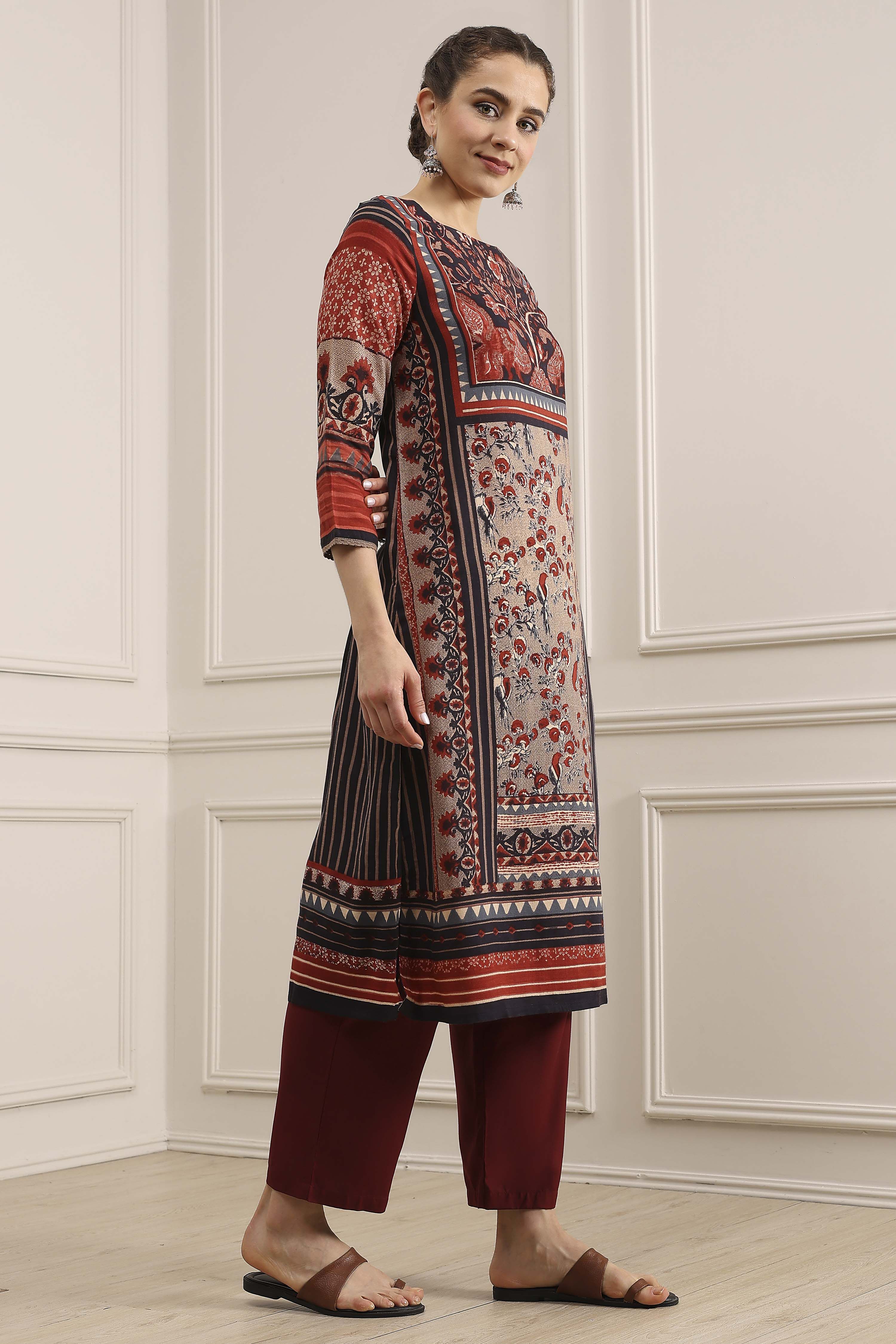 Black and Rust Printed Straight Kurta image number 4