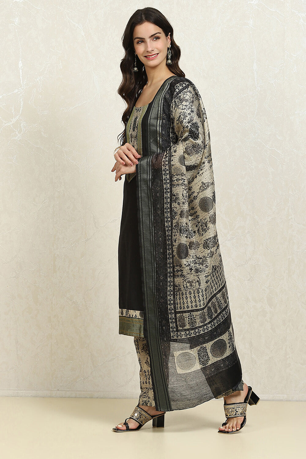 Turquoise Cotton Printed Unstitched Kurta Set image number 4