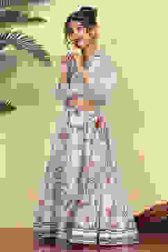 Blue Georgette Dyed Relaxed Lehenga Set image number 7