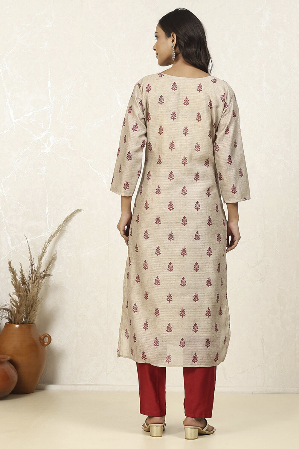 Red Silk Blend Digital Print Unstitched Suit Set image number 5