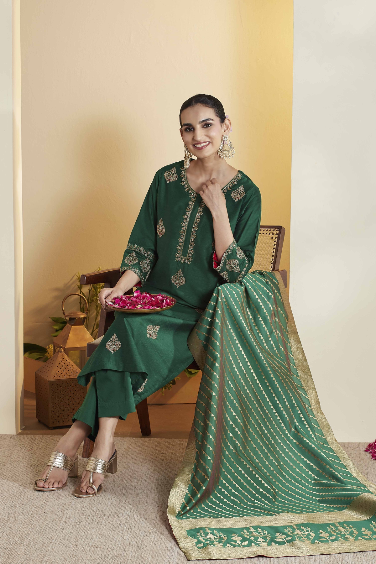 Green Poly Viscose Slub Straight Suit Set