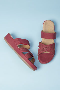 Maroon Pu Slip-Ons image number 2