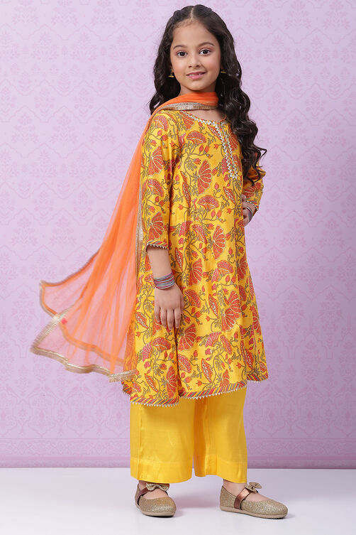 Yellow Poly Viscose Flared Straight Kurta Palazzo Suit Set image number 2