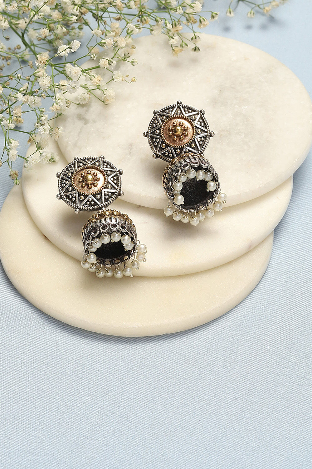 Oxidised Gold Brass Earrings image number 0