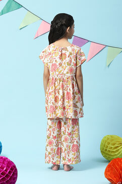 Off White & Red Rayon Printed Sleepwear image number 4